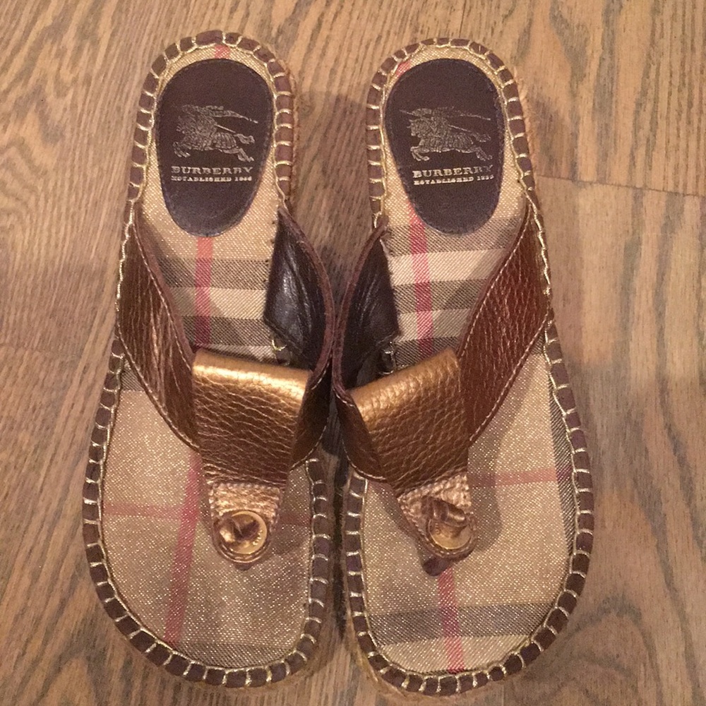Burberry wedge espadrilles!!!